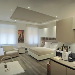 Apartment Andrea Luxury Strada Maggiore Studio 1 Italy